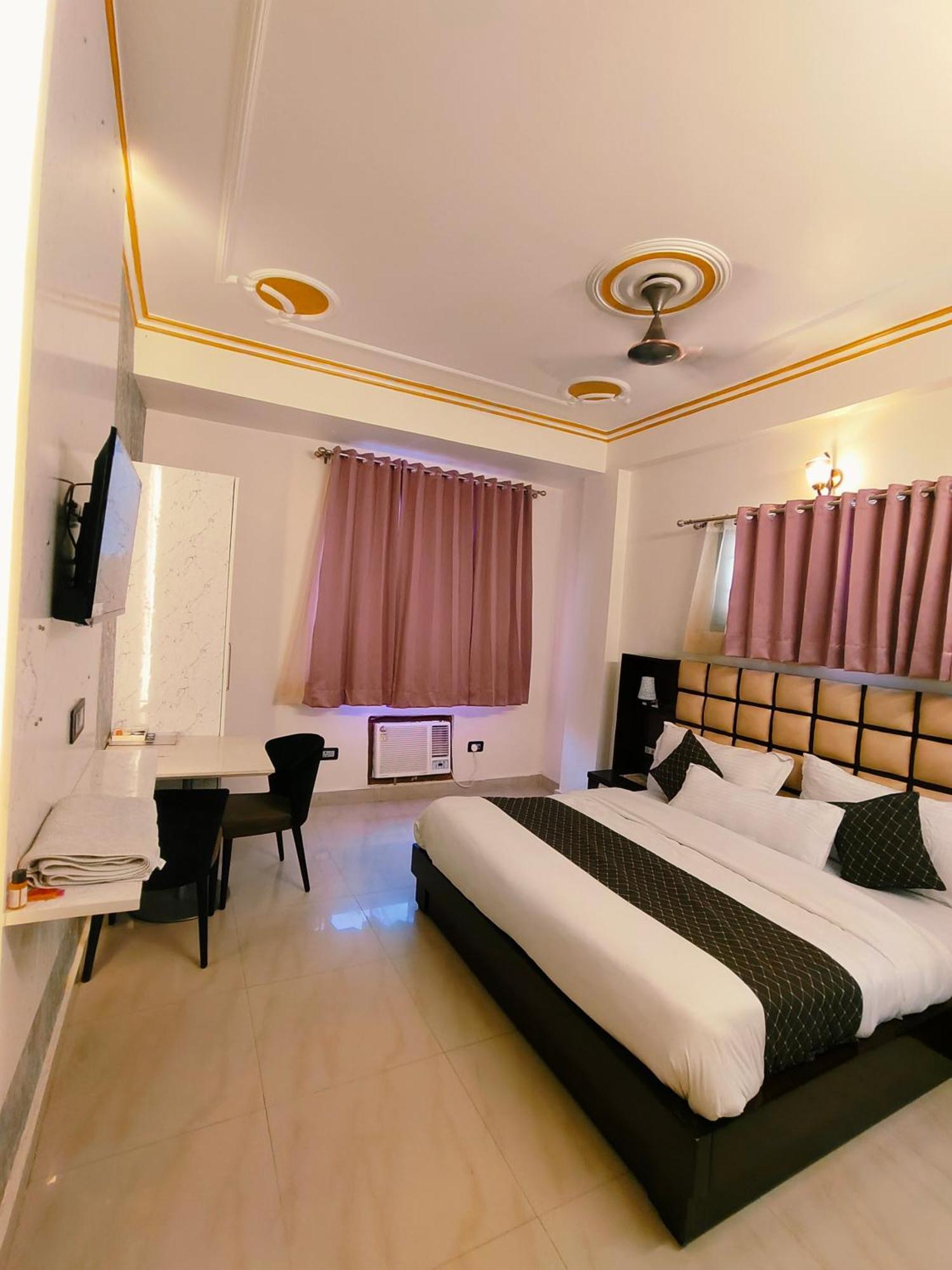 Hotel New Imperial Ghaziabad Ngoại thất bức ảnh