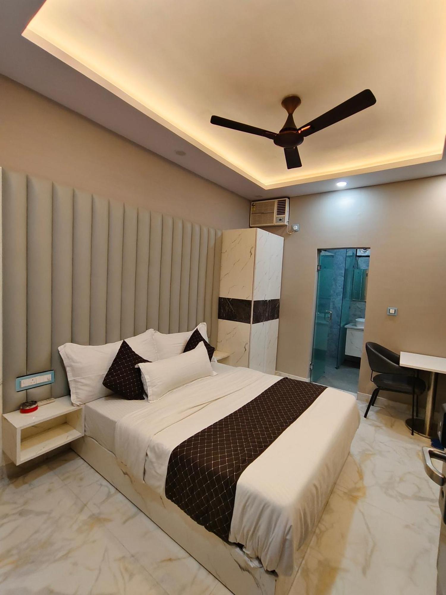 Hotel New Imperial Ghaziabad Ngoại thất bức ảnh